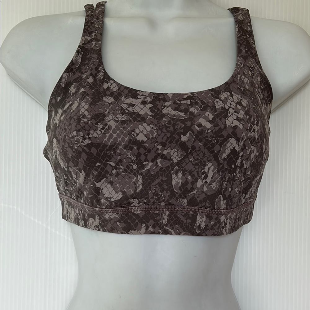 Lululemon Athletica lululemon Energy Bra
Medium Support, B–D Cups. SIZE 6
